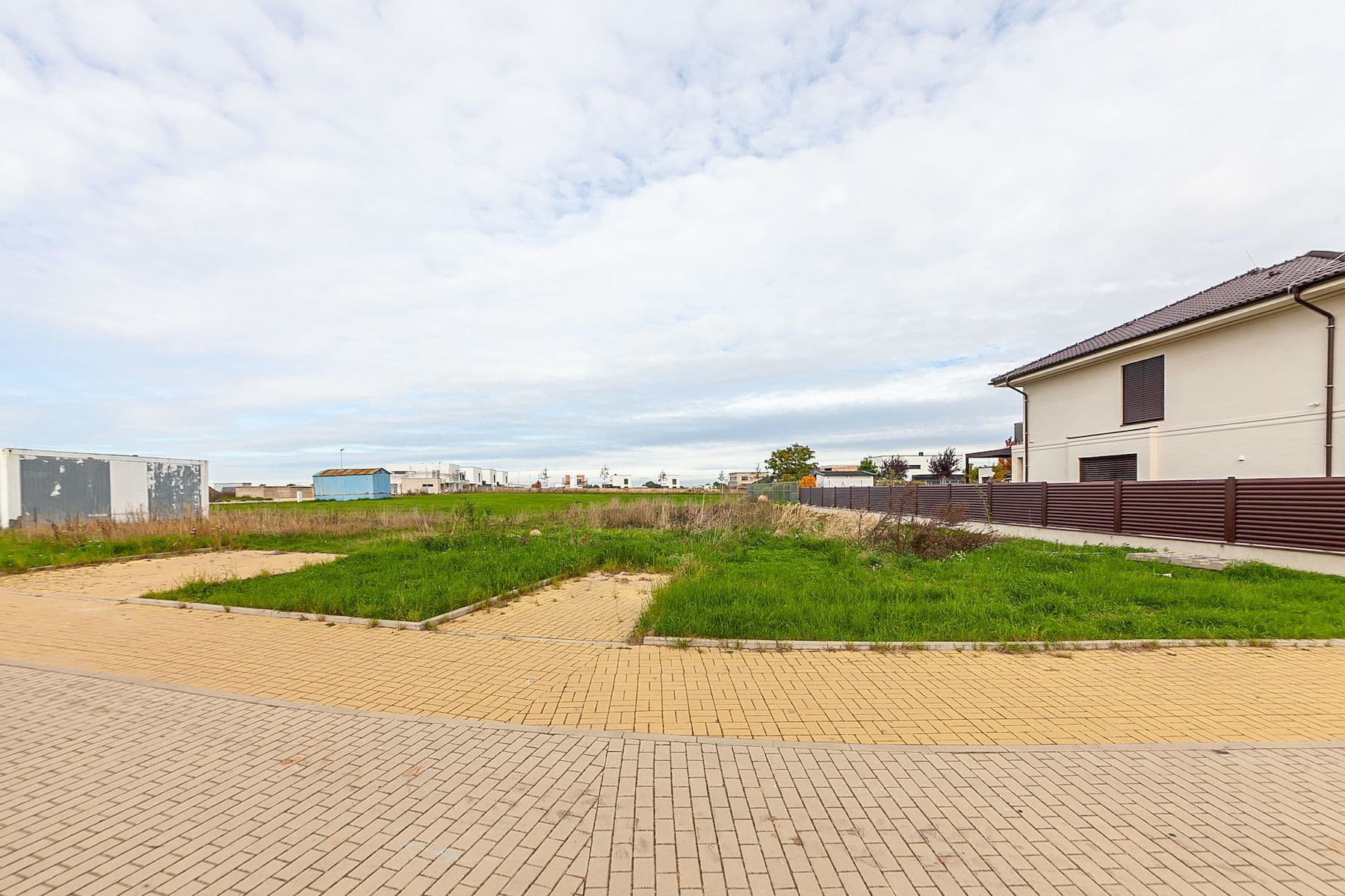 Prodej pozemku 1.078 m², Jenštejn, Středočeský kraj Prodej pozemku 1.078 m², Jenštejn, Středočeský kraj