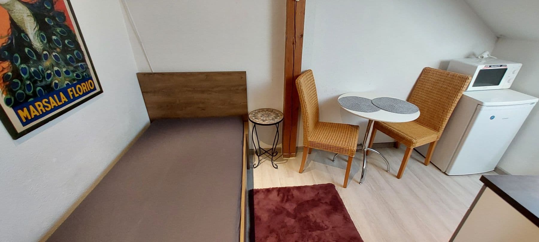 Pronájem bytu 1+kk 20 m², Savojská, Praha, Praha Pronájem bytu 1+kk 20 m², Savojská, Praha, Praha