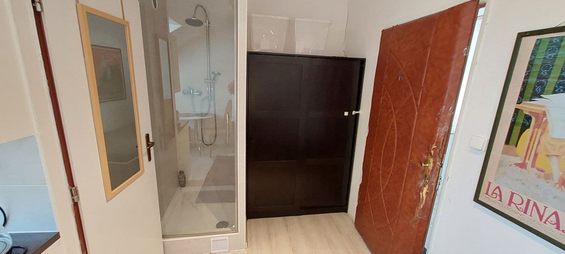 Pronájem bytu 1+kk 20 m², Savojská, Praha, Praha Pronájem bytu 1+kk 20 m², Savojská, Praha, Praha