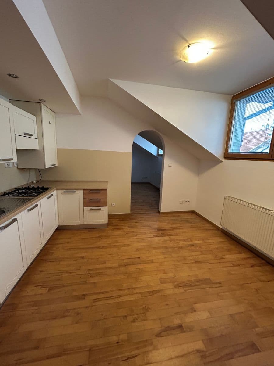 Prodej bytu 2+1 69 m², Novákových, Praha, Praha Prodej bytu 2+1 69 m², Novákových, Praha, Praha