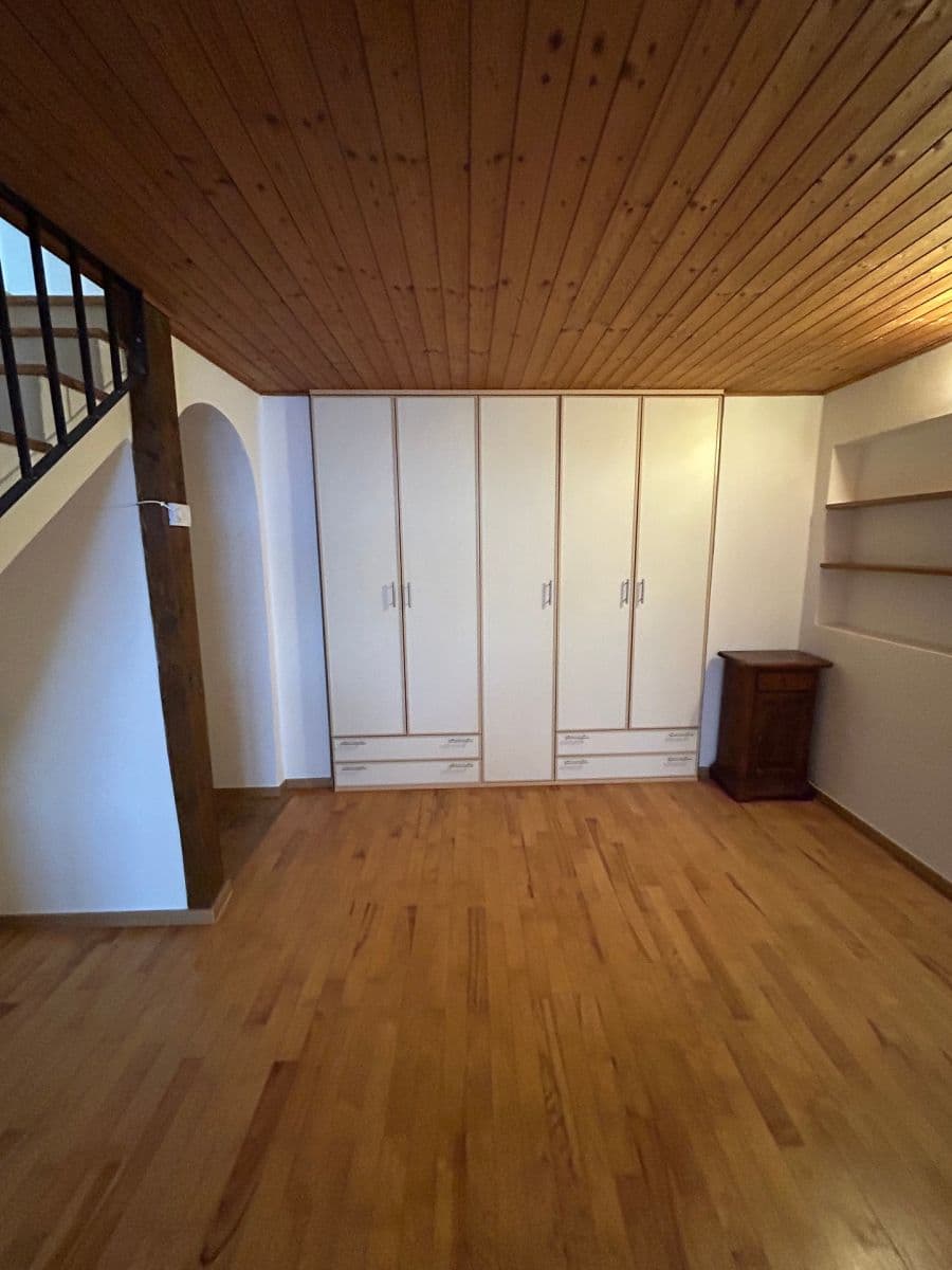 Prodej bytu 2+1 69 m², Novákových, Praha, Praha Prodej bytu 2+1 69 m², Novákových, Praha, Praha