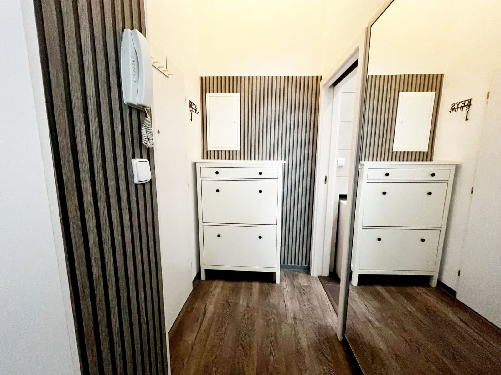 Pronájem bytu 2+kk 60 m², Wenzigova, Praha, Praha Pronájem bytu 2+kk 60 m², Wenzigova, Praha, Praha