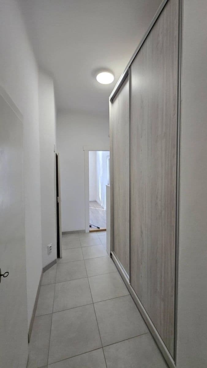 Pronájem bytu 2+kk 44 m², Na Nivách, Praha, Praha Pronájem bytu 2+kk 44 m², Na Nivách, Praha, Praha