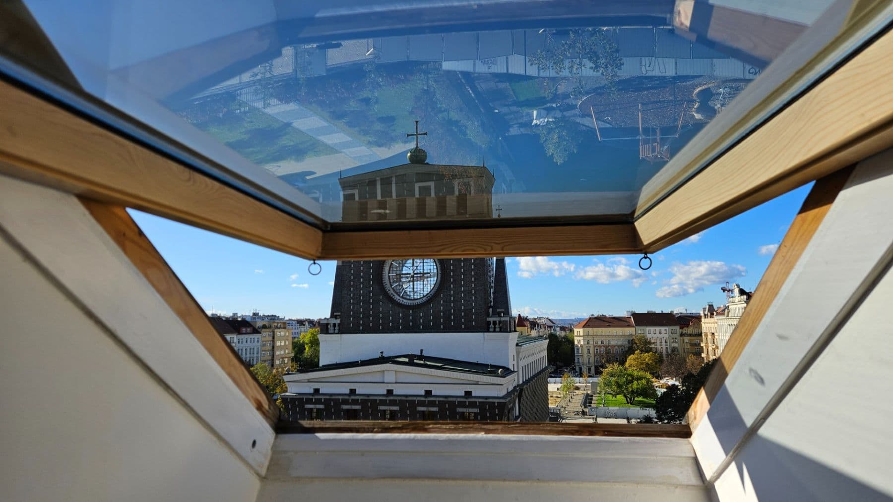 Pronájem bytu 2+kk 68 m², náměstí Jiřího z Poděbrad, Praha, Praha Pronájem bytu 2+kk 68 m², náměstí Jiřího z Poděbrad, Praha, Praha