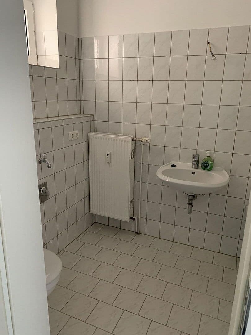 Pronájem bytu 3+1 78 m², Güstrow, Mecklenburg-Vorpommern Pronájem bytu 3+1 78 m², Güstrow, Mecklenburg-Vorpommern