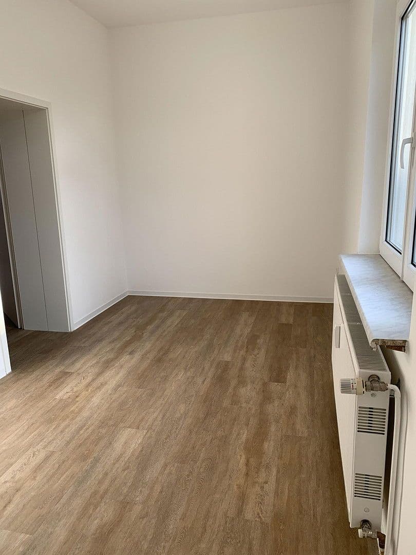 Pronájem bytu 3+1 78 m², Güstrow, Mecklenburg-Vorpommern Pronájem bytu 3+1 78 m², Güstrow, Mecklenburg-Vorpommern