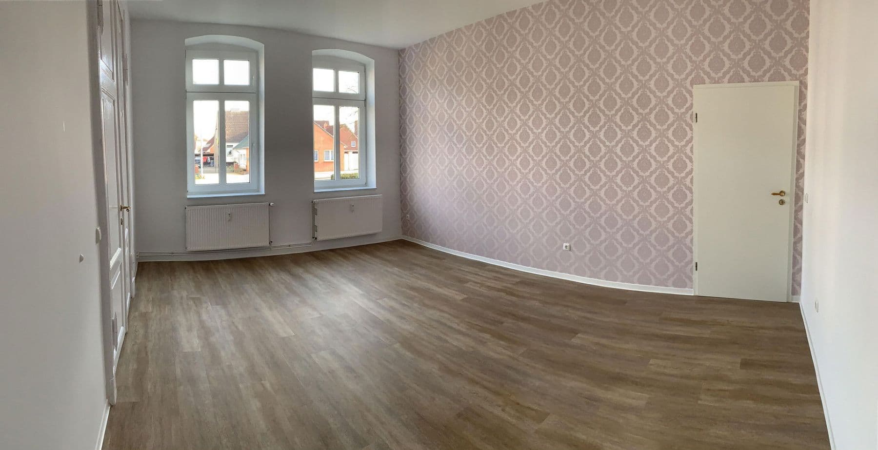 Pronájem bytu 3+1 78 m², Güstrow, Mecklenburg-Vorpommern Pronájem bytu 3+1 78 m², Güstrow, Mecklenburg-Vorpommern