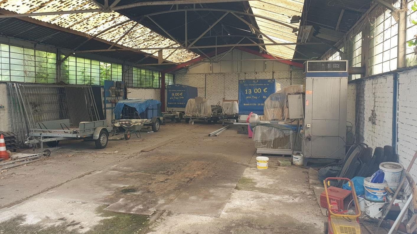 Prodej nebytového prostoru 8.000 m², Duisburg, Severní Porýní-Vestfálsko Prodej nebytového prostoru 8.000 m², Duisburg, Severní Porýní-Vestfálsko