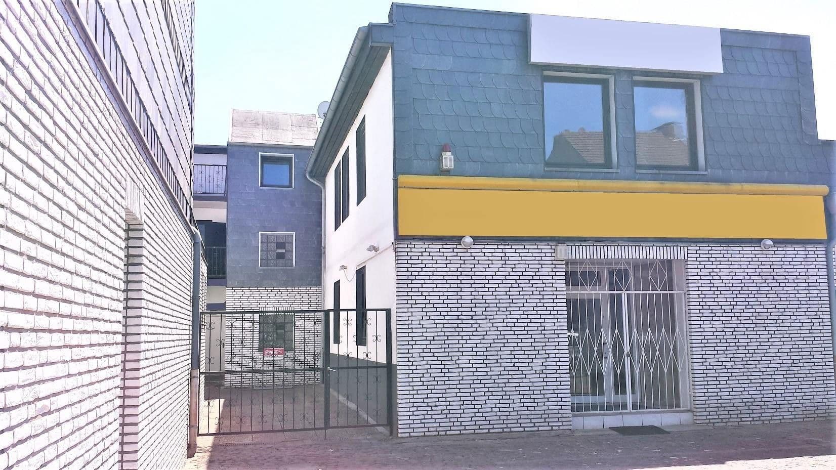 Prodej domu 770 m², pozemek 630 m², Duisburg, Severní Porýní-Vestfálsko Prodej domu 770 m², pozemek 630 m², Duisburg, Severní Porýní-Vestfálsko