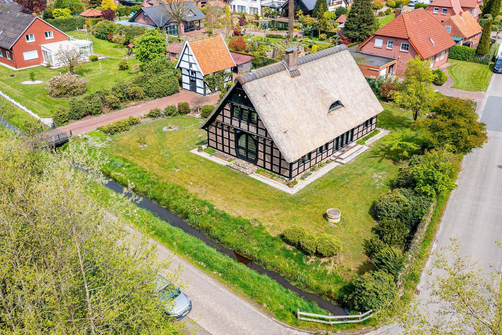 Prodej domu 222 m², pozemek 1.650 m², Friesoythe, Dolní Sasko Prodej domu 222 m², pozemek 1.650 m², Friesoythe, Dolní Sasko