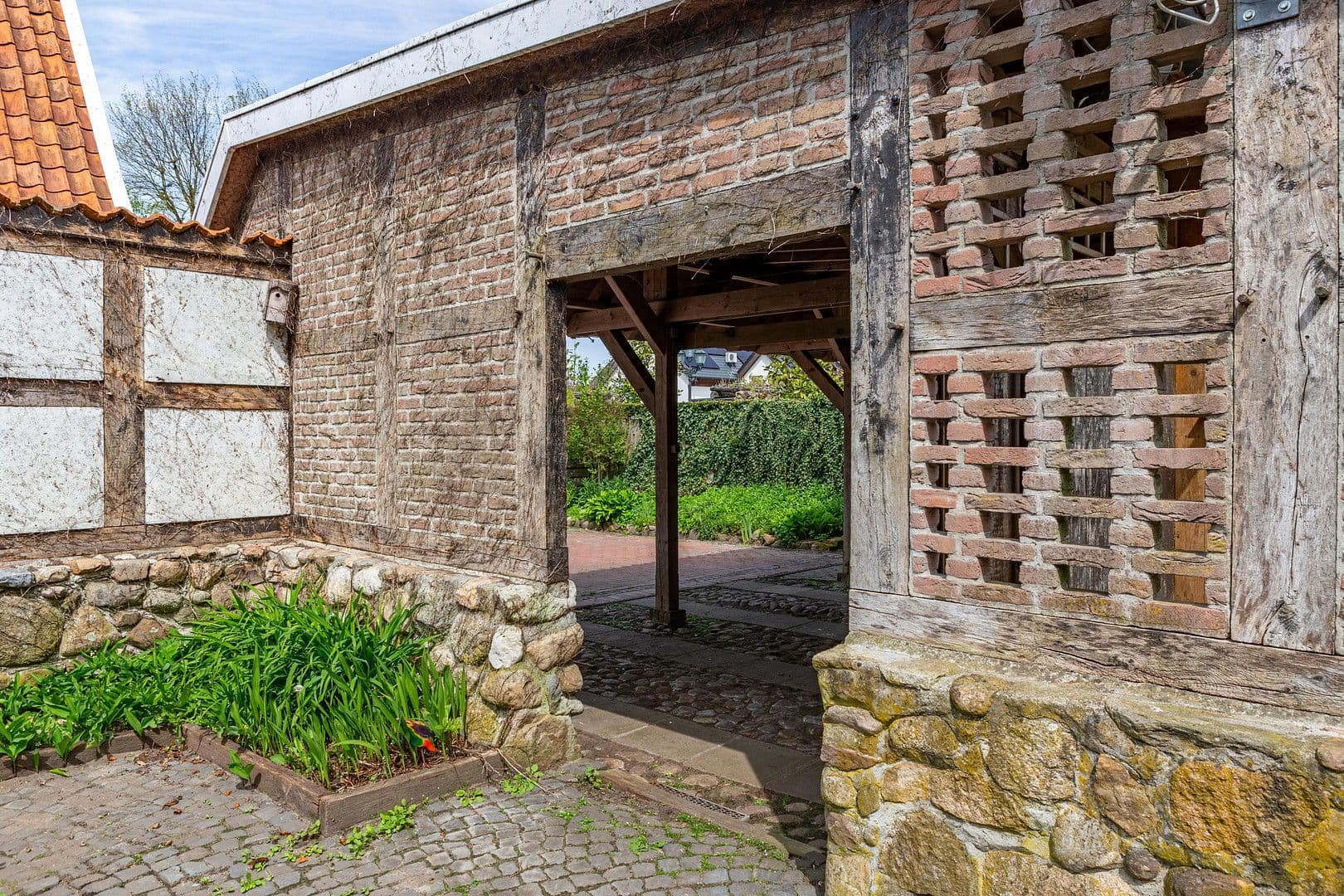 Prodej domu 222 m², pozemek 1.650 m², Friesoythe, Dolní Sasko Prodej domu 222 m², pozemek 1.650 m², Friesoythe, Dolní Sasko