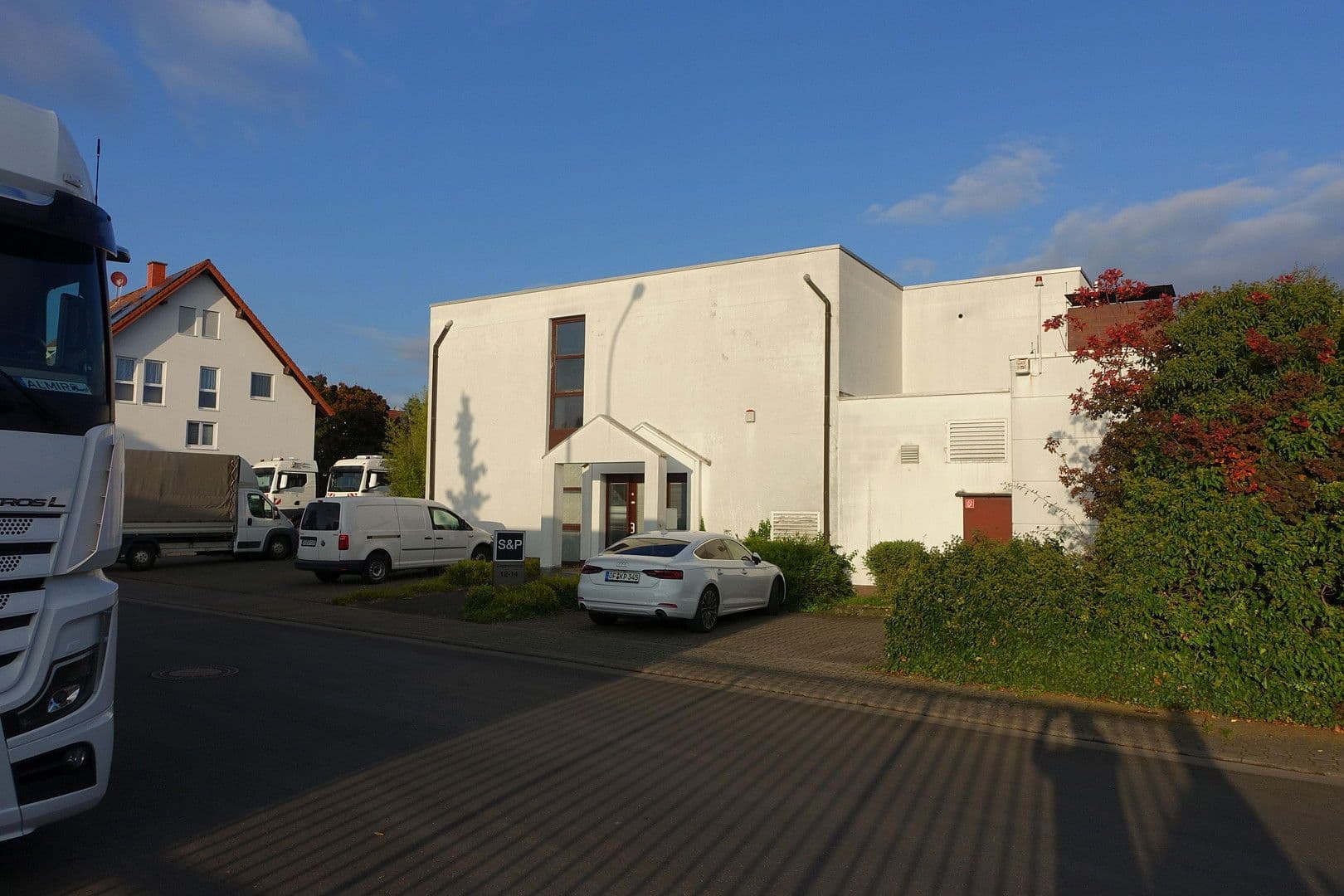 Prodej nebytového prostoru 3.383 m², Zeppelinring 12-14, Mühlheim am Main, Hessen Prodej nebytového prostoru 3.383 m², Zeppelinring 12-14, Mühlheim am Main, Hessen