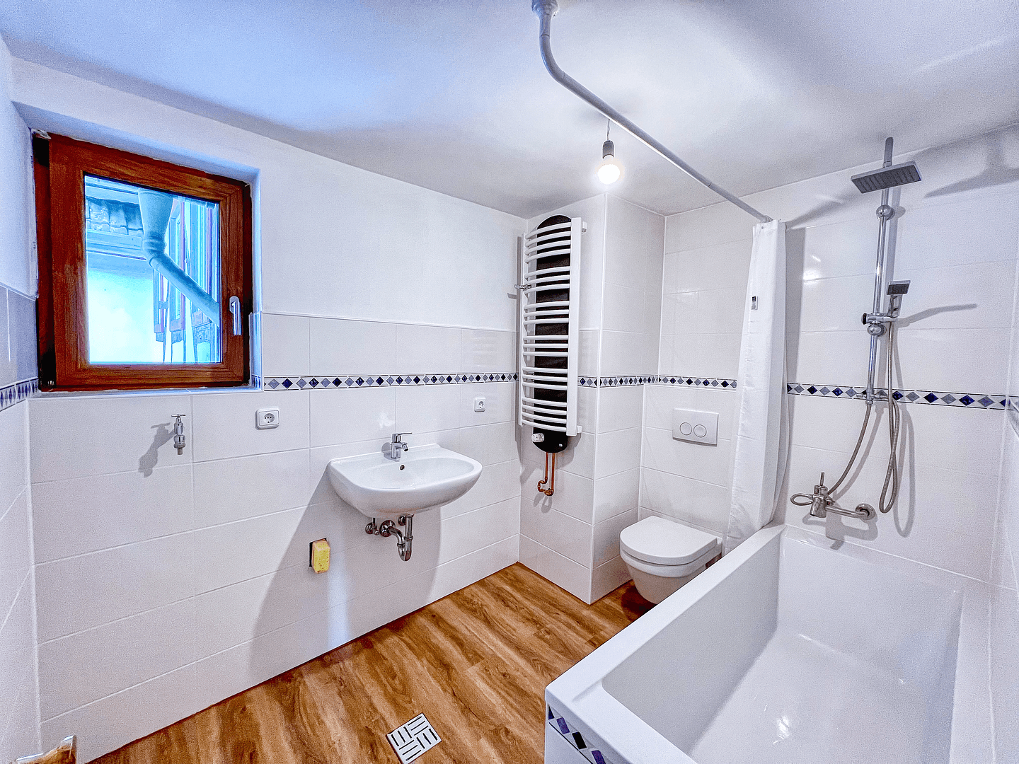 Prodej domu 117 m², pozemek 130 m², Butzbach, Hessen Prodej domu 117 m², pozemek 130 m², Butzbach, Hessen