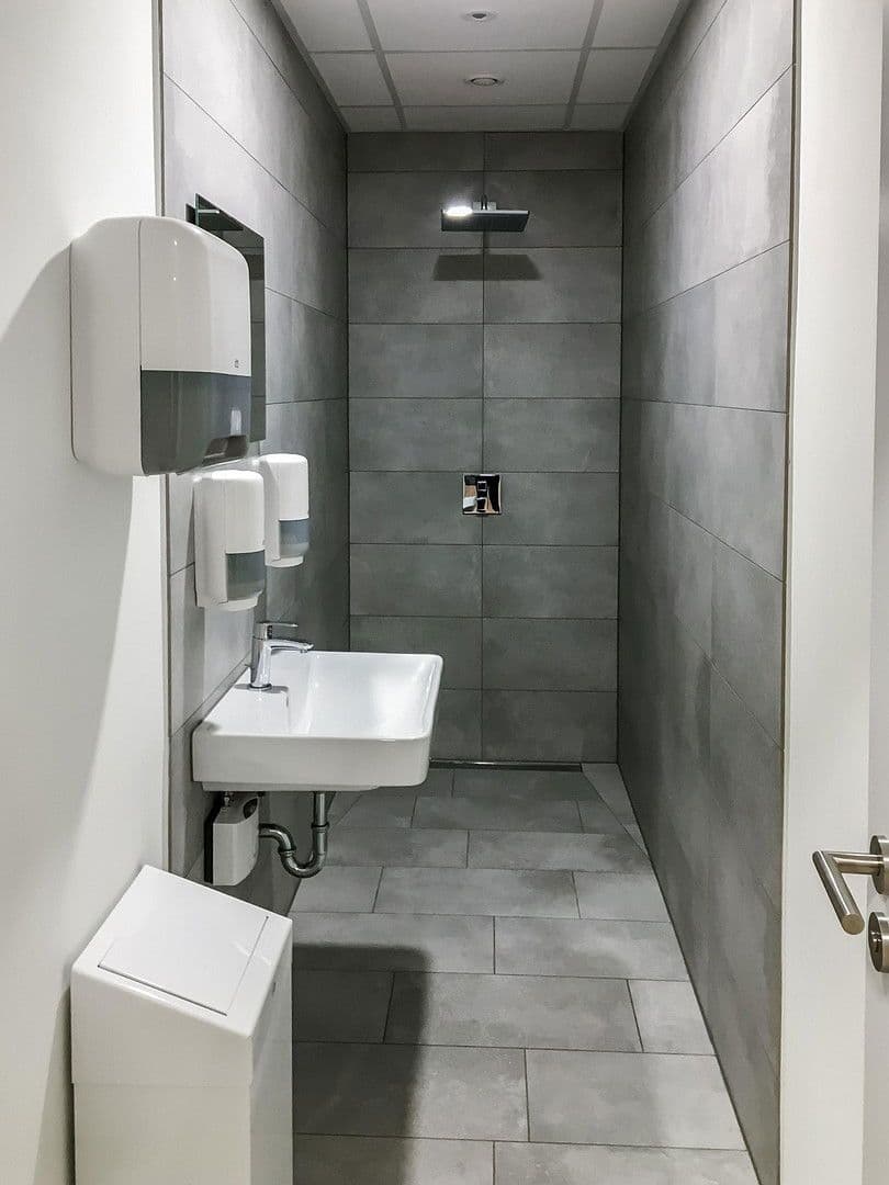 Prodej kanceláře 1.245 m², Theodor-Storm-Straße 31, Quickborn, Šlesvicko-Holštýnsko Prodej kanceláře 1.245 m², Theodor-Storm-Straße 31, Quickborn, Šlesvicko-Holštýnsko