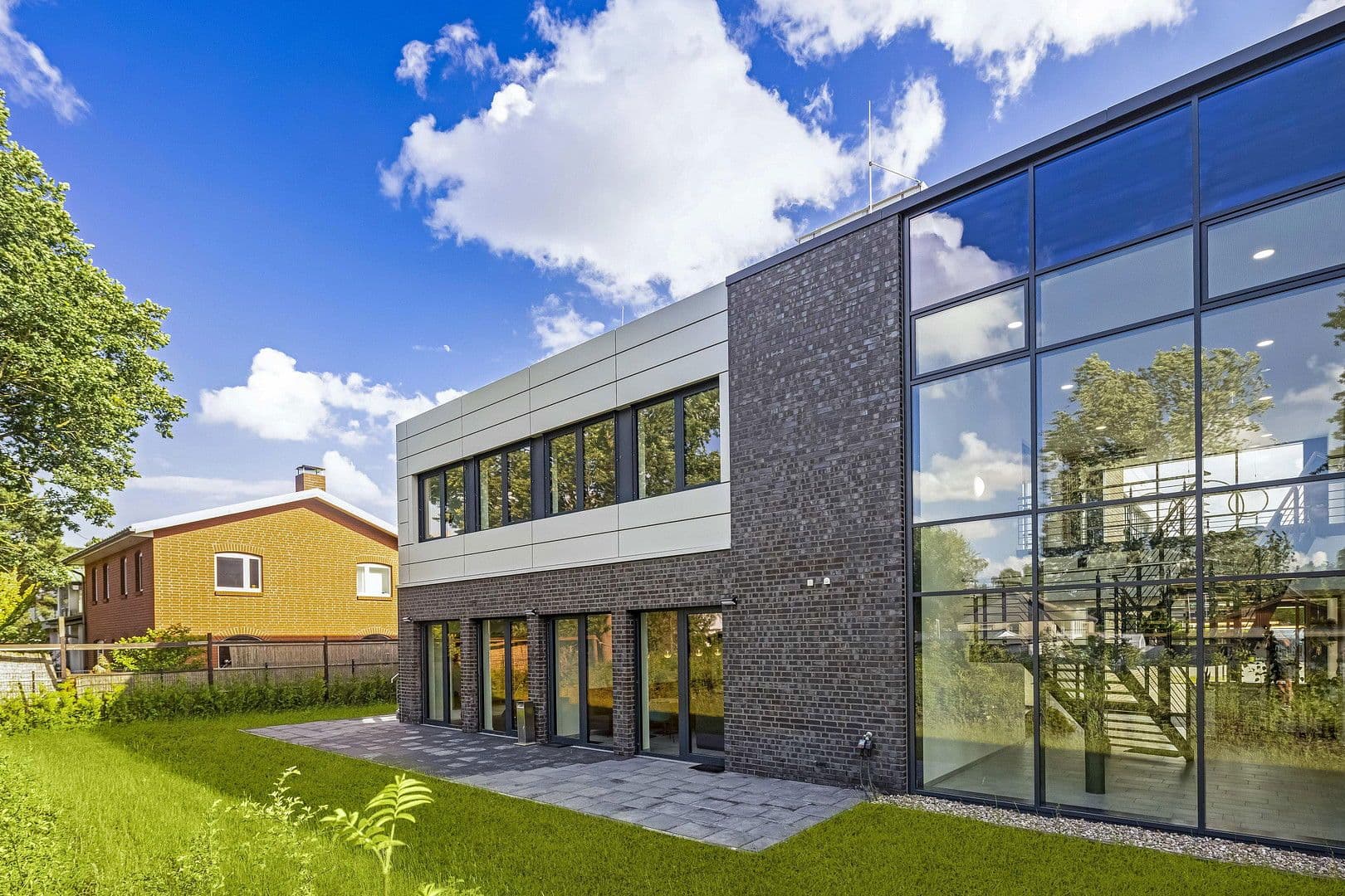 Prodej kanceláře 1.245 m², Theodor-Storm-Straße 31, Quickborn, Šlesvicko-Holštýnsko Prodej kanceláře 1.245 m², Theodor-Storm-Straße 31, Quickborn, Šlesvicko-Holštýnsko