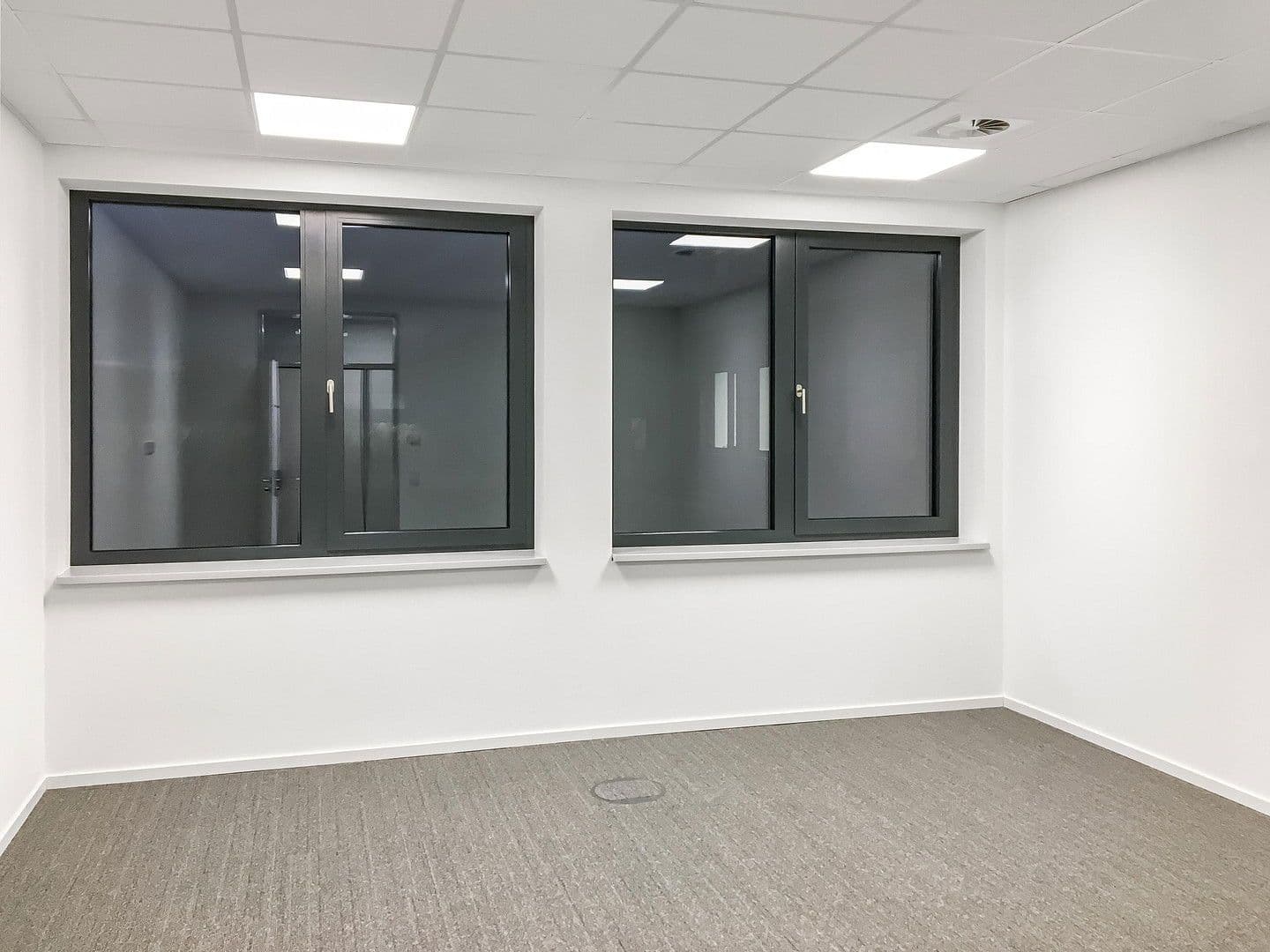 Prodej kanceláře 1.245 m², Theodor-Storm-Straße 31, Quickborn, Šlesvicko-Holštýnsko Prodej kanceláře 1.245 m², Theodor-Storm-Straße 31, Quickborn, Šlesvicko-Holštýnsko