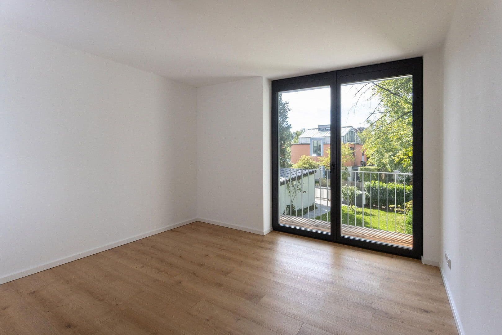 Prodej domu 135 m², pozemek 450 m², Planegg, Bavorsko Prodej domu 135 m², pozemek 450 m², Planegg, Bavorsko