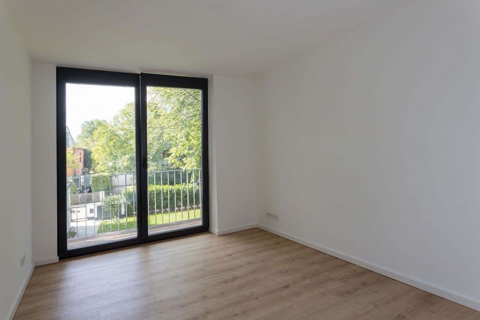 Prodej domu 135 m², pozemek 450 m², Planegg, Bavorsko Prodej domu 135 m², pozemek 450 m², Planegg, Bavorsko