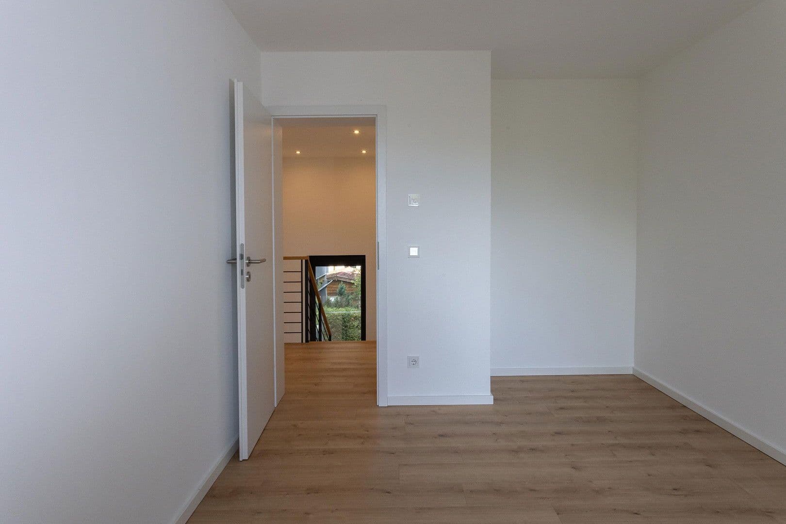 Prodej domu 135 m², pozemek 450 m², Planegg, Bavorsko Prodej domu 135 m², pozemek 450 m², Planegg, Bavorsko