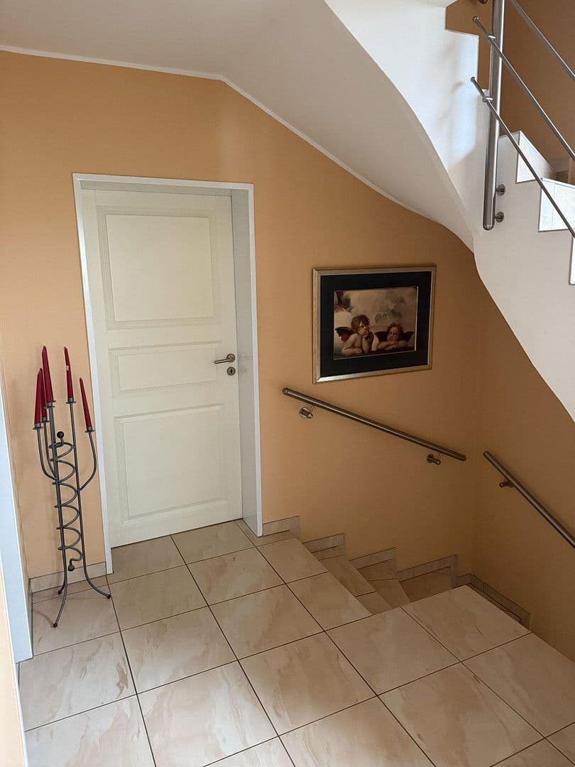 Prodej domu 205 m², pozemek 390 m², Neuss, Severní Porýní-Vestfálsko Prodej domu 205 m², pozemek 390 m², Neuss, Severní Porýní-Vestfálsko