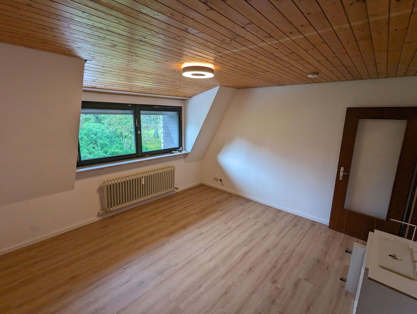 Pronájem bytu 1+1 23 m², Harzstraße, Schönwald im Schwarzwald, Bádensko-Württembersko Pronájem bytu 1+1 23 m², Harzstraße, Schönwald im Schwarzwald, Bádensko-Württembersko