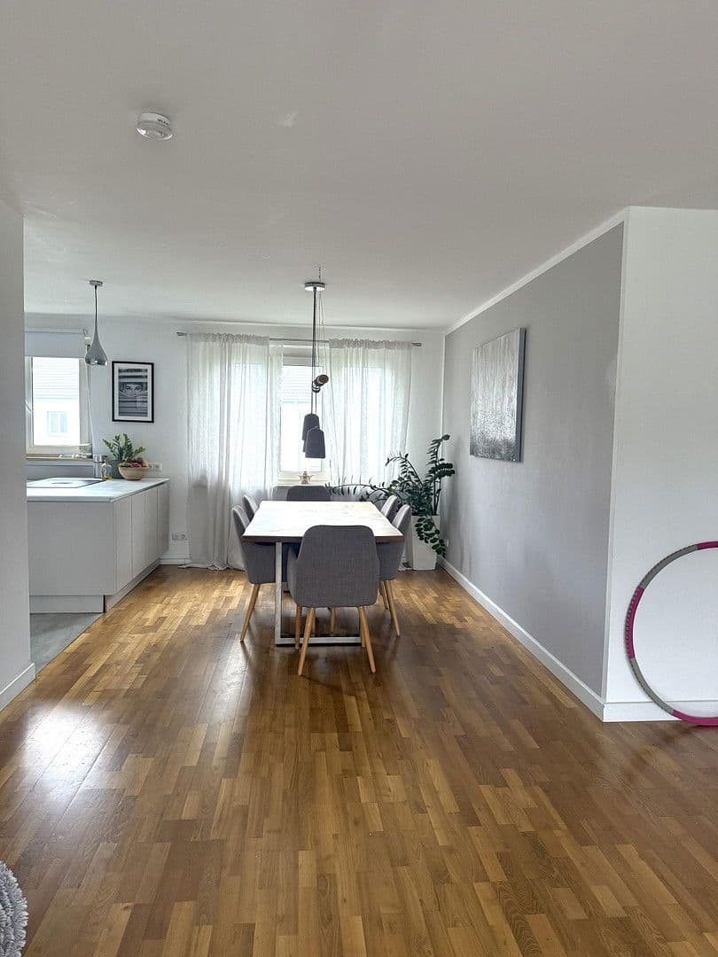 Prodej bytu 5+1 113 m², Niedermayerstrasse 65, Landshut, Bavorsko Prodej bytu 5+1 113 m², Niedermayerstrasse 65, Landshut, Bavorsko