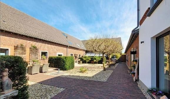 Prodej domu 704 m², pozemek 41.670 m², Niederkrüchten, Severní Porýní-Vestfálsko Prodej domu 704 m², pozemek 41.670 m², Niederkrüchten, Severní Porýní-Vestfálsko