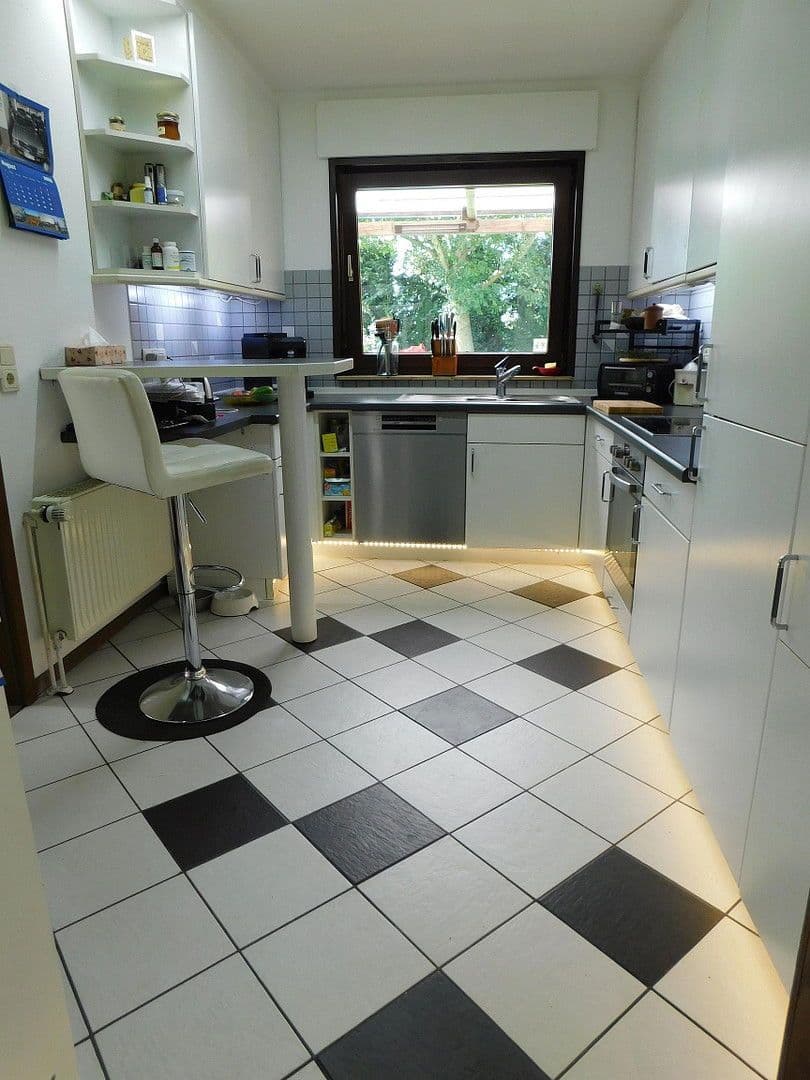 Prodej domu 180 m², pozemek 560 m², Greven, Severní Porýní-Vestfálsko Prodej domu 180 m², pozemek 560 m², Greven, Severní Porýní-Vestfálsko