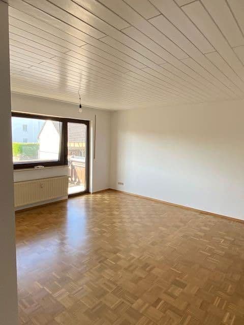 Prodej domu 320 m², pozemek 490 m², Idstein, Hessen Prodej domu 320 m², pozemek 490 m², Idstein, Hessen