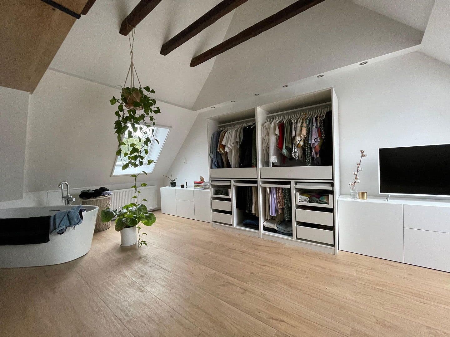 Pronájem bytu 3+kk 117 m², Wächtersbach, Hessen Pronájem bytu 3+kk 117 m², Wächtersbach, Hessen