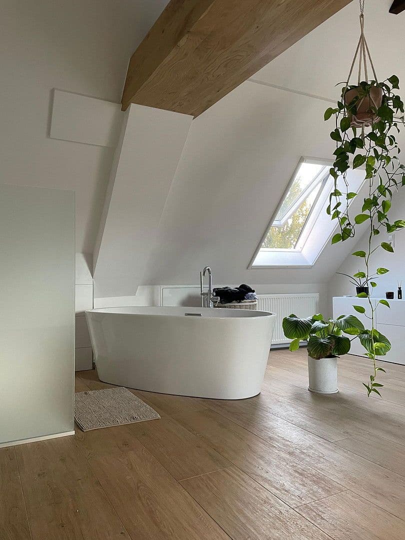 Pronájem bytu 3+kk 117 m², Wächtersbach, Hessen Pronájem bytu 3+kk 117 m², Wächtersbach, Hessen