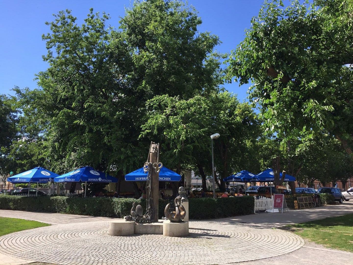 Prodej domu 810 m², pozemek 710 m², Rheingönheimerstraße 98, Ludwigshafen, Porýní-Falc Prodej domu 810 m², pozemek 710 m², Rheingönheimerstraße 98, Ludwigshafen, Porýní-Falc