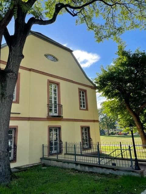 Prodej domu 810 m², pozemek 710 m², Rheingönheimerstraße 98, Ludwigshafen, Porýní-Falc Prodej domu 810 m², pozemek 710 m², Rheingönheimerstraße 98, Ludwigshafen, Porýní-Falc