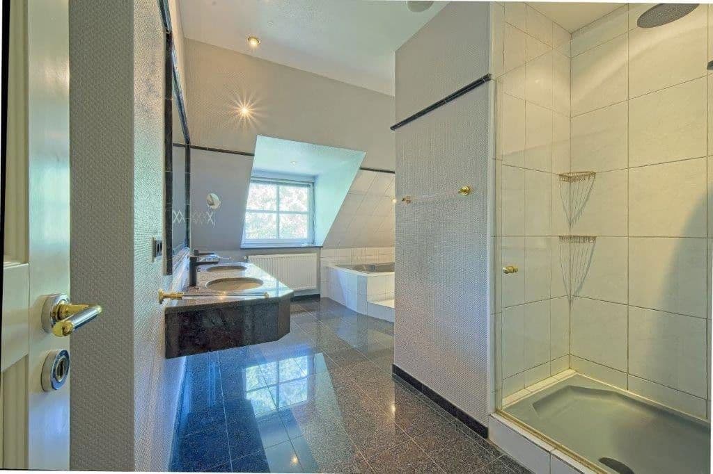 Pronájem bytu 5+1 190 m², Kirchweg 64b, Henstedt-Ulzburg, Šlesvicko-Holštýnsko Pronájem bytu 5+1 190 m², Kirchweg 64b, Henstedt-Ulzburg, Šlesvicko-Holštýnsko