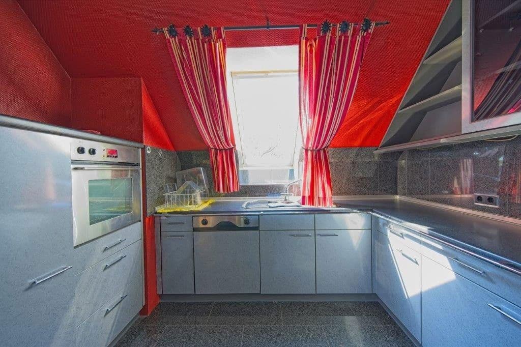 Pronájem bytu 5+1 190 m², Kirchweg 64b, Henstedt-Ulzburg, Šlesvicko-Holštýnsko Pronájem bytu 5+1 190 m², Kirchweg 64b, Henstedt-Ulzburg, Šlesvicko-Holštýnsko