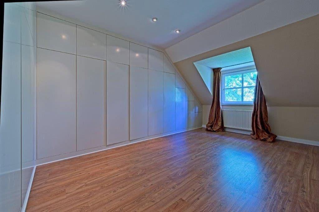 Pronájem bytu 5+1 190 m², Kirchweg 64b, Henstedt-Ulzburg, Šlesvicko-Holštýnsko Pronájem bytu 5+1 190 m², Kirchweg 64b, Henstedt-Ulzburg, Šlesvicko-Holštýnsko