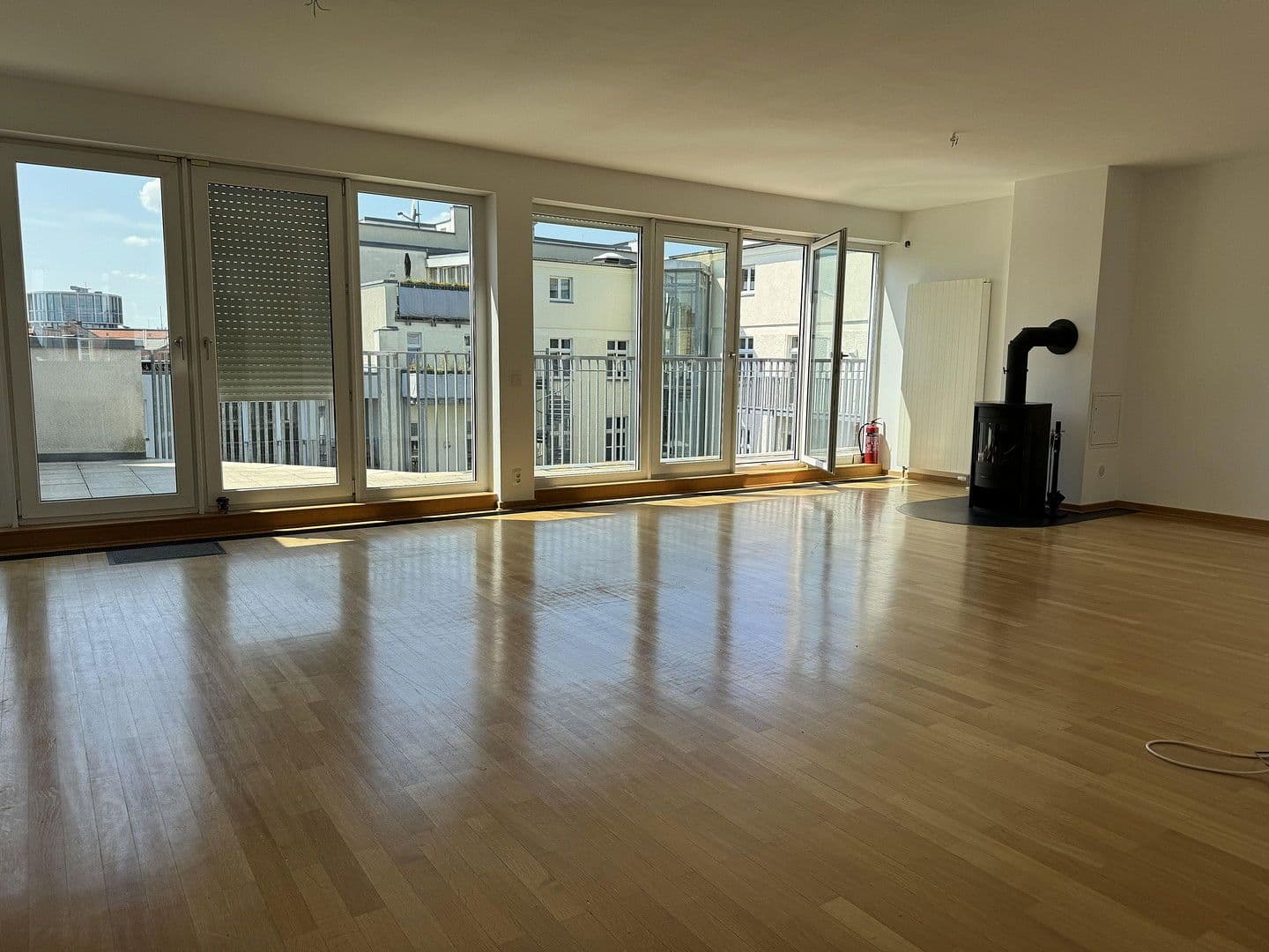Prodej bytu 5+1 198 m², Albrechtstraße, Berlin, Berlín Prodej bytu 5+1 198 m², Albrechtstraße, Berlin, Berlín