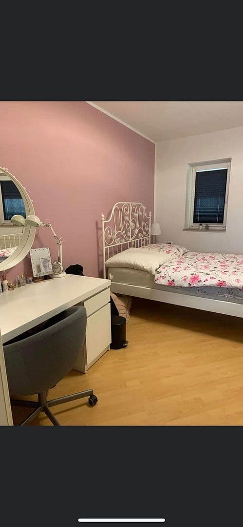 Pronájem bytu 2+1 59 m², Moritzplatz 6c, Naumburg (Saale), Sasko-Anhaltsko Pronájem bytu 2+1 59 m², Moritzplatz 6c, Naumburg (Saale), Sasko-Anhaltsko