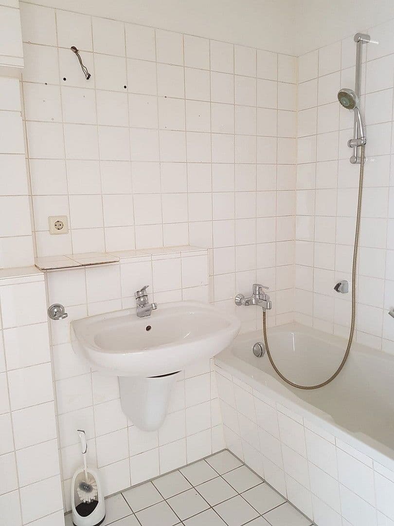 Pronájem bytu 2+1 59 m², Moritzplatz 6c, Naumburg (Saale), Sasko-Anhaltsko Pronájem bytu 2+1 59 m², Moritzplatz 6c, Naumburg (Saale), Sasko-Anhaltsko