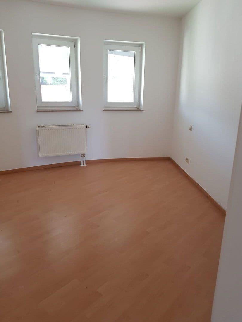 Pronájem bytu 2+1 59 m², Moritzplatz 6c, Naumburg (Saale), Sasko-Anhaltsko Pronájem bytu 2+1 59 m², Moritzplatz 6c, Naumburg (Saale), Sasko-Anhaltsko