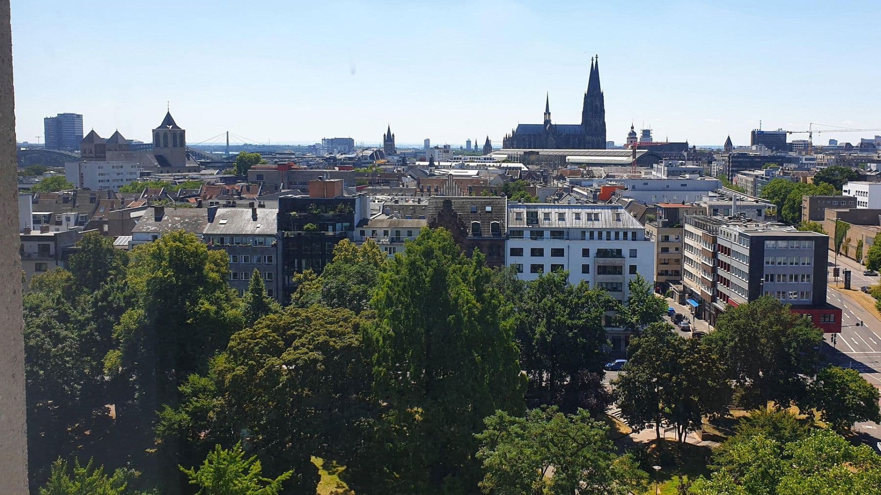 Prodej bytu 3+1 106 m², Köln, Severní Porýní-Vestfálsko Prodej bytu 3+1 106 m², Köln, Severní Porýní-Vestfálsko