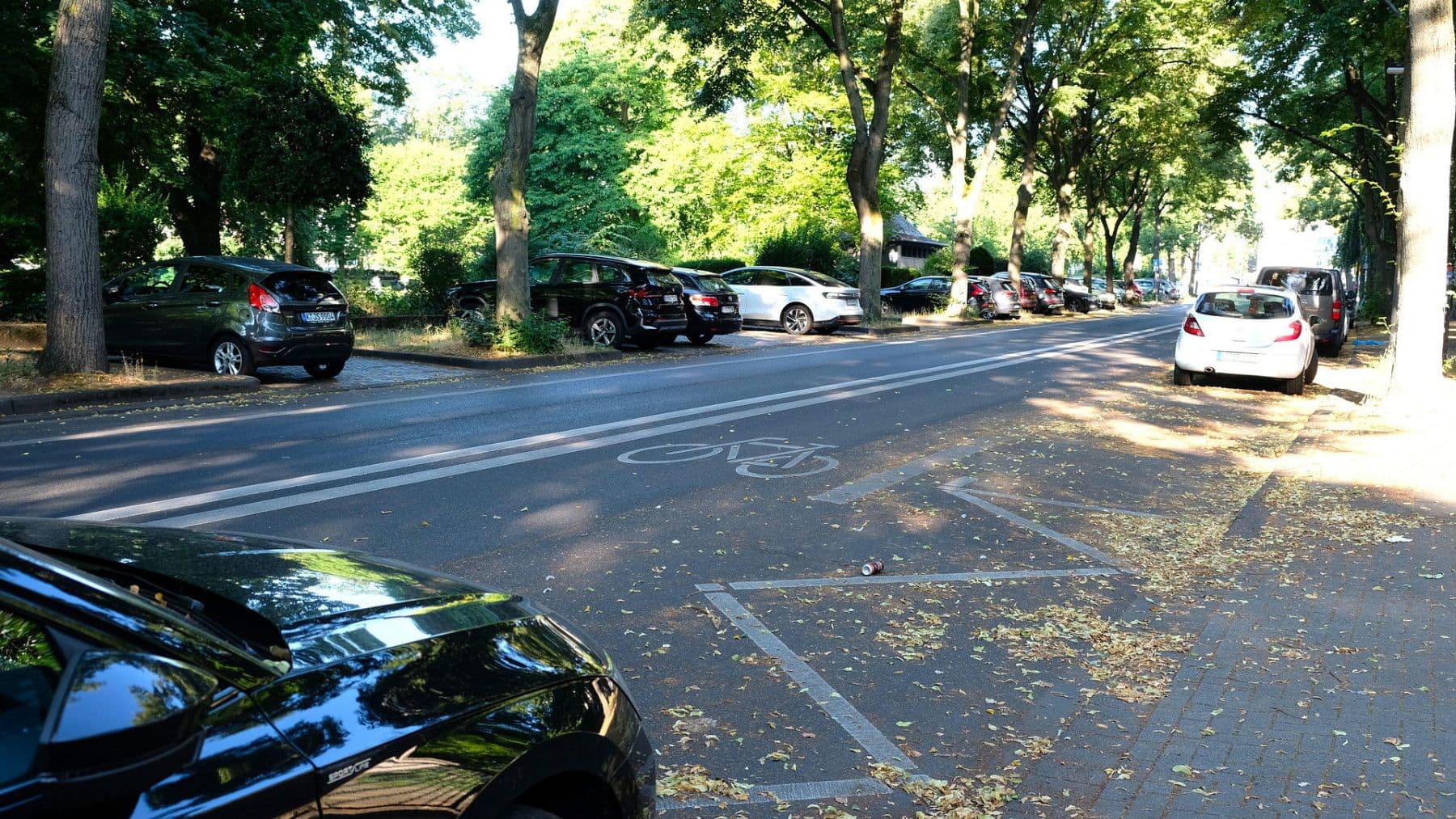 Prodej bytu 3+1 106 m², Köln, Severní Porýní-Vestfálsko Prodej bytu 3+1 106 m², Köln, Severní Porýní-Vestfálsko