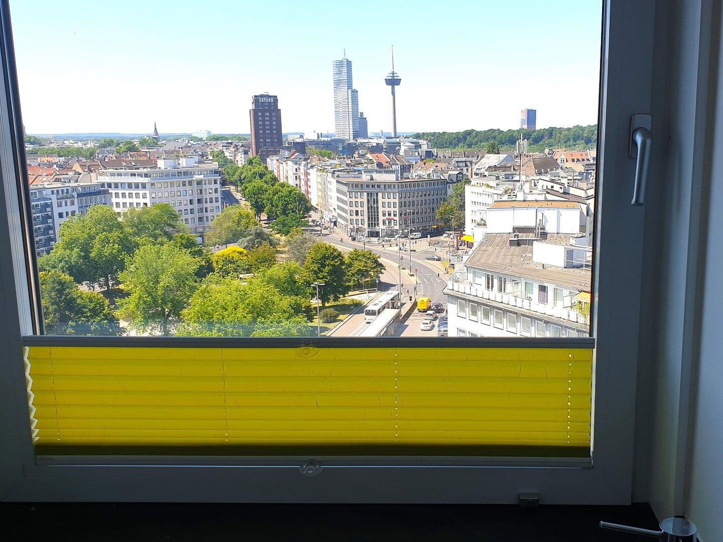 Prodej bytu 3+1 106 m², Köln, Severní Porýní-Vestfálsko Prodej bytu 3+1 106 m², Köln, Severní Porýní-Vestfálsko