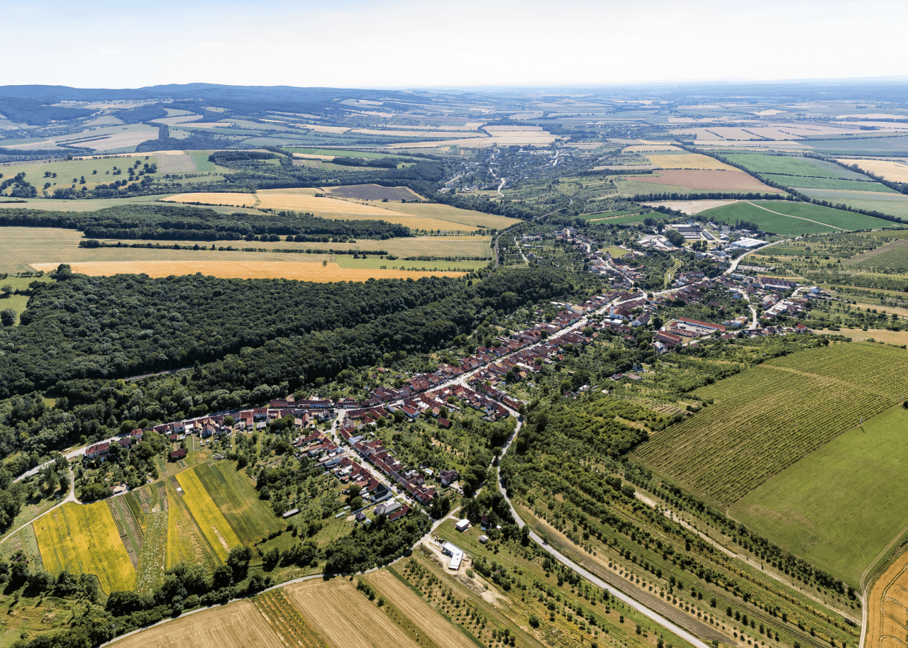 Prodej pozemku 27.670 m², Louka, Jihomoravský kraj Prodej pozemku 27.670 m², Louka, Jihomoravský kraj