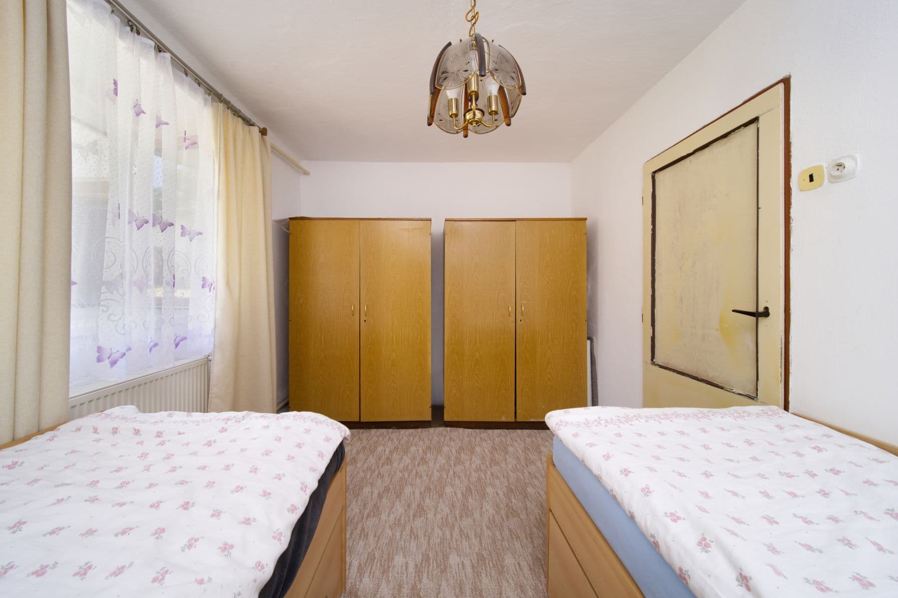 Prodej domu 2.032 m², pozemek 5.365 m², Nezdřev, Plzeňský kraj Prodej domu 2.032 m², pozemek 5.365 m², Nezdřev, Plzeňský kraj