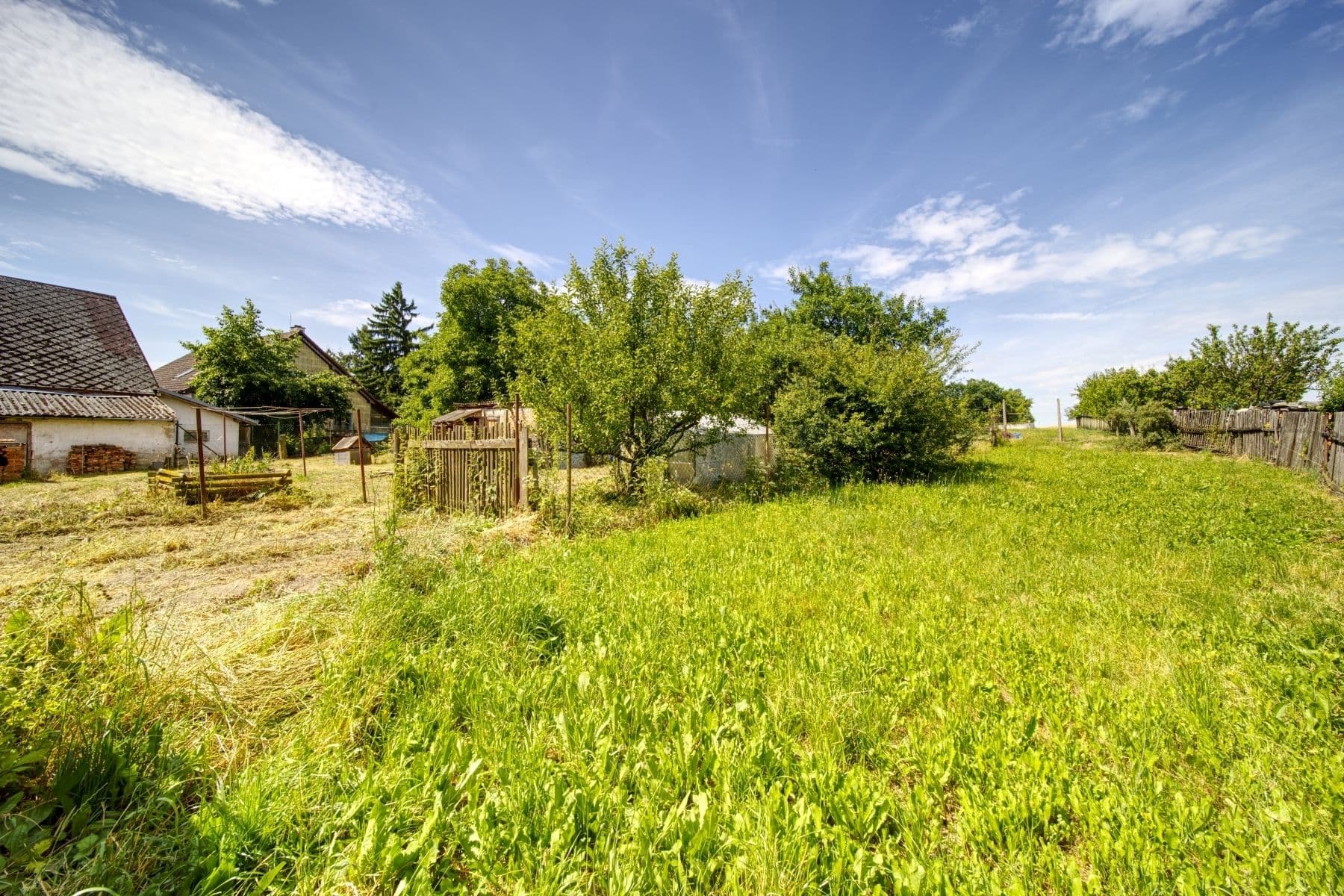 Prodej domu 2.032 m², pozemek 5.365 m², Nezdřev, Plzeňský kraj Prodej domu 2.032 m², pozemek 5.365 m², Nezdřev, Plzeňský kraj