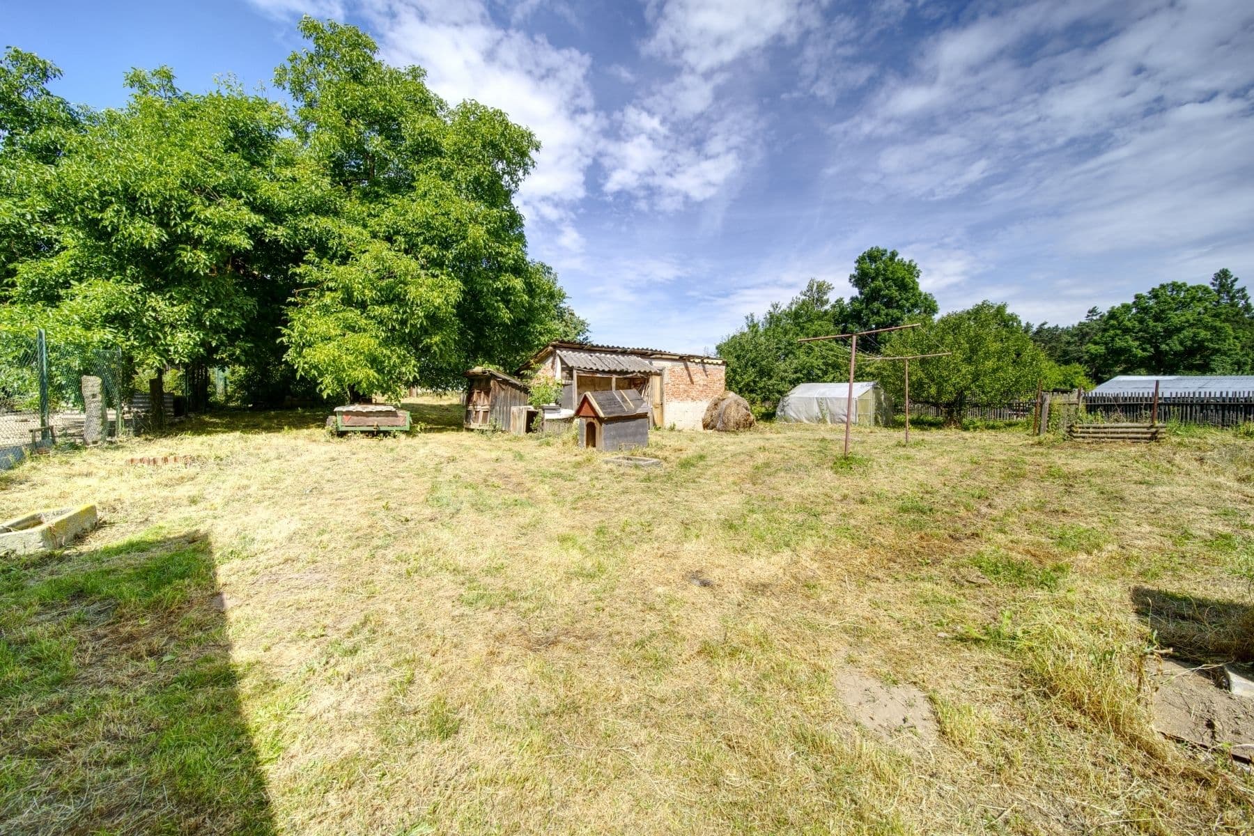 Prodej domu 2.032 m², pozemek 5.365 m², Nezdřev, Plzeňský kraj Prodej domu 2.032 m², pozemek 5.365 m², Nezdřev, Plzeňský kraj