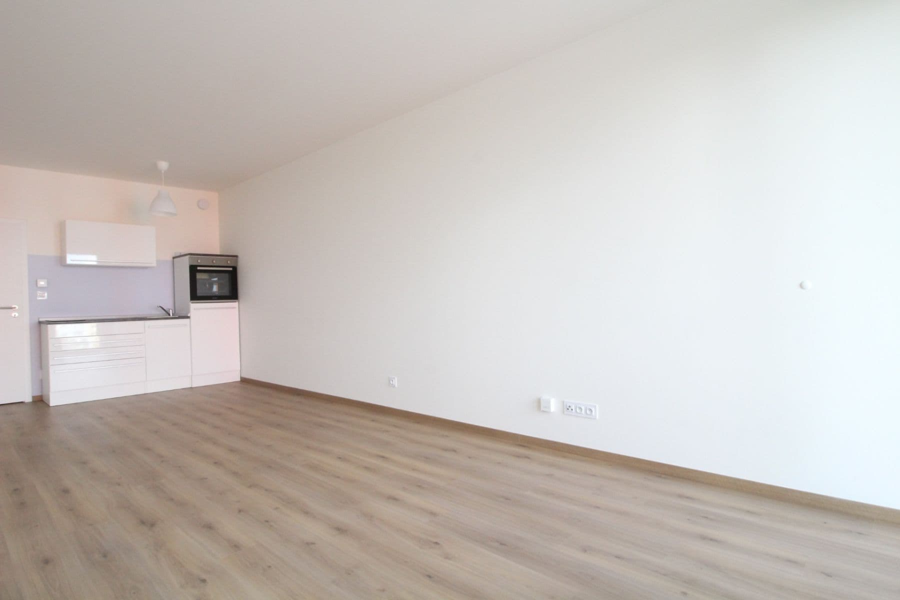 Pronájem bytu 1+kk 43 m², Choceradská, Praha, Praha Pronájem bytu 1+kk 43 m², Choceradská, Praha, Praha