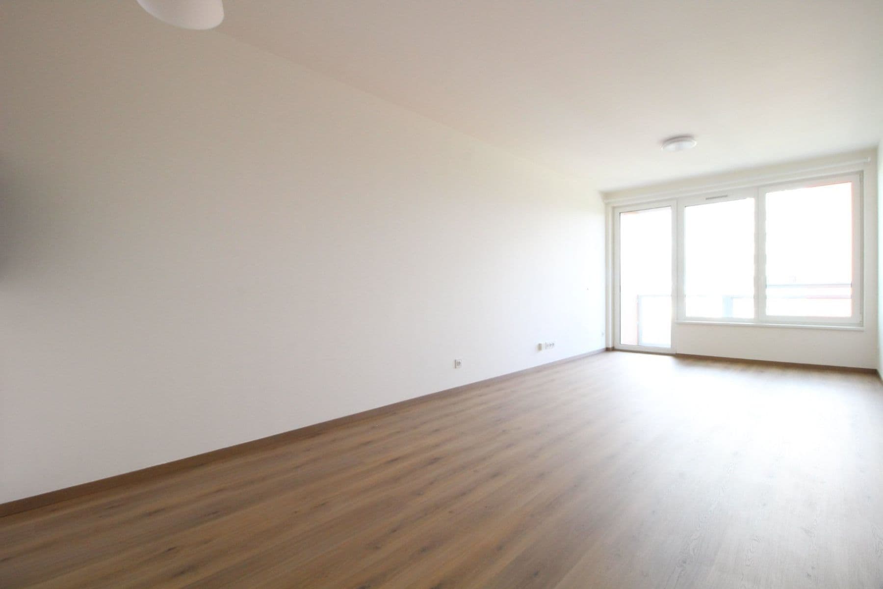 Pronájem bytu 1+kk 43 m², Choceradská, Praha, Praha Pronájem bytu 1+kk 43 m², Choceradská, Praha, Praha