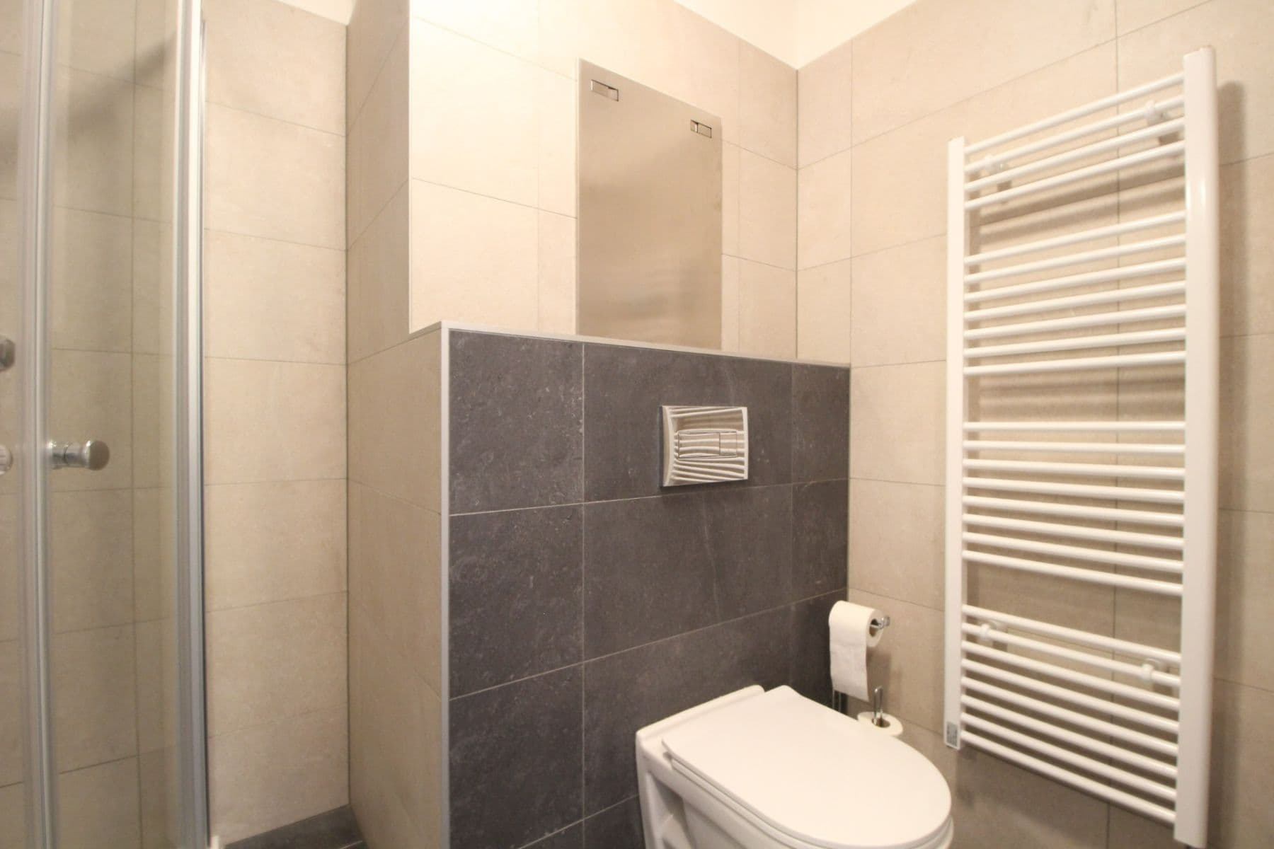 Pronájem bytu 1+kk 43 m², Choceradská, Praha, Praha Pronájem bytu 1+kk 43 m², Choceradská, Praha, Praha